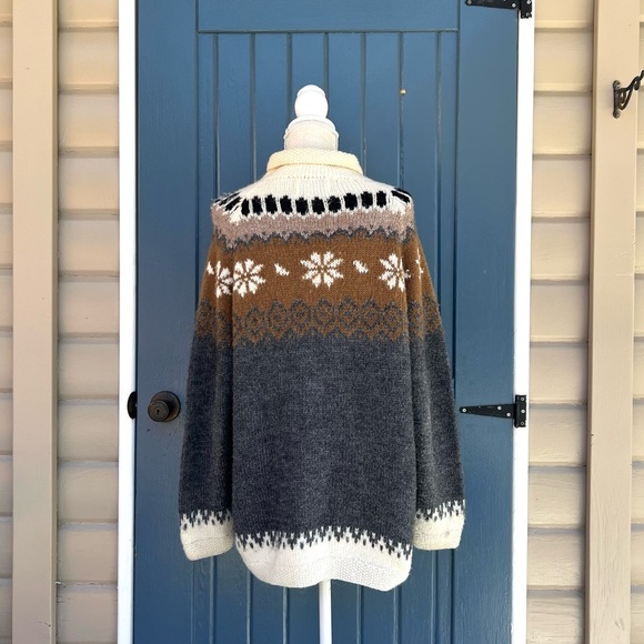 Trails Of The Andes Cardigan Sweater 
Fair Isle Alpaca Wool Women Size  Large/XL - Picture 3 of 8